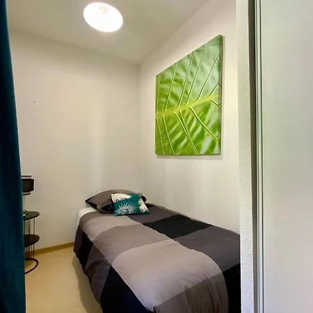 Dom wakacyjny Les Naiades C12 - 2 Bedrooms For 5 People ! *